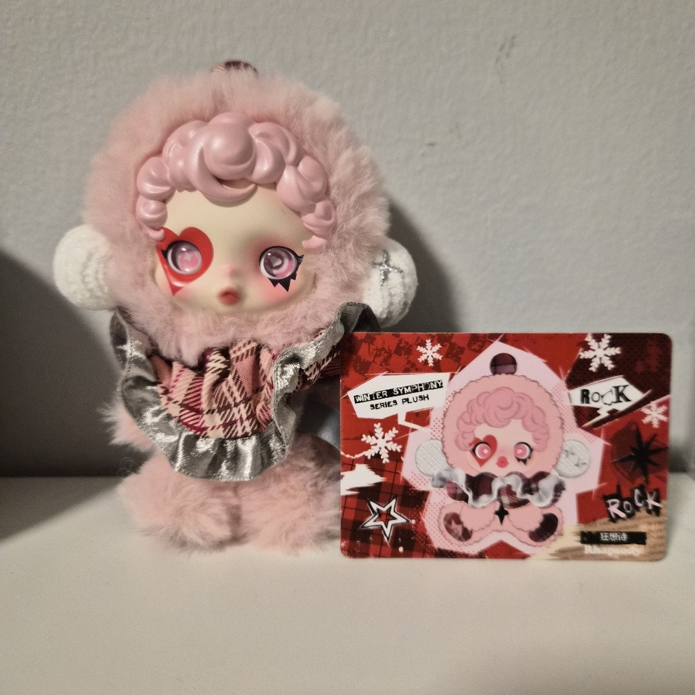 POP MART x SKULLPANDA- Winter Symphony Series Blindbox Plush Pendant - Rhapsody